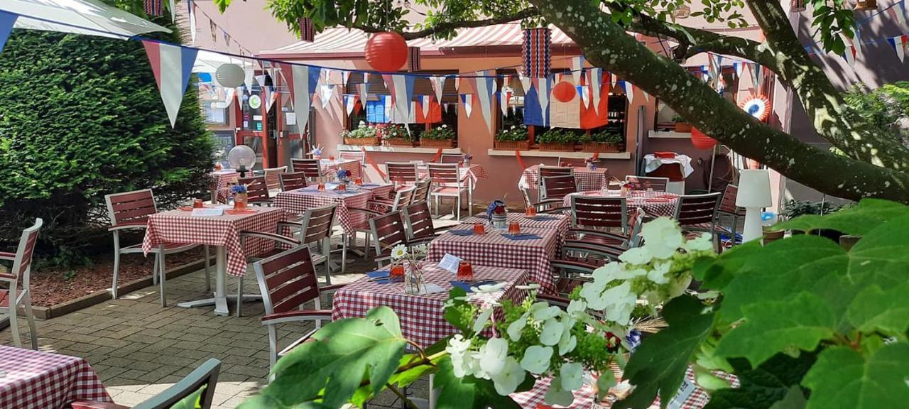 Hotel Restaurant Aux Sapins Thann Dış mekan fotoğraf